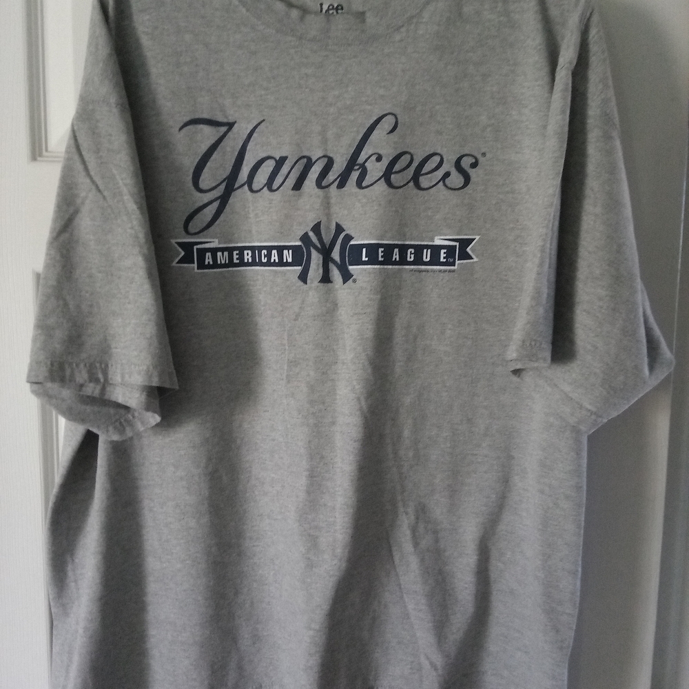 Gray Yankees American League Men's T-Shirt